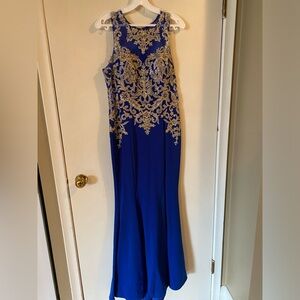 Halter prom/formal dress
